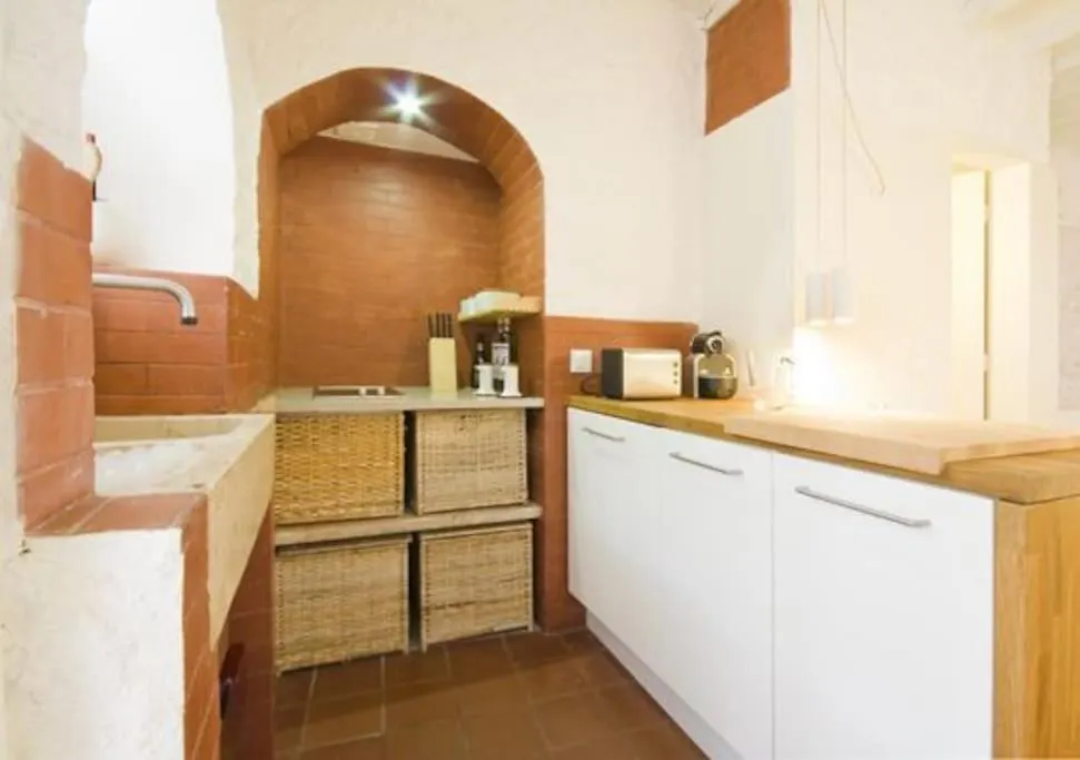 Cosy Studio Santos, Calm Street, Embassies Area Lisbon 0*,  Portugal