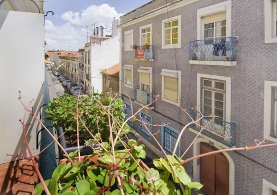 Cosy Studio Santos, Calm Street, Embassies Area Lisboa البرتغال