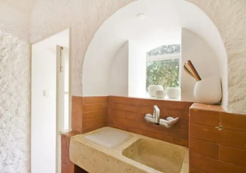 Cosy Studio Santos, Calm Street, Embassies Area Lisboa البرتغال
